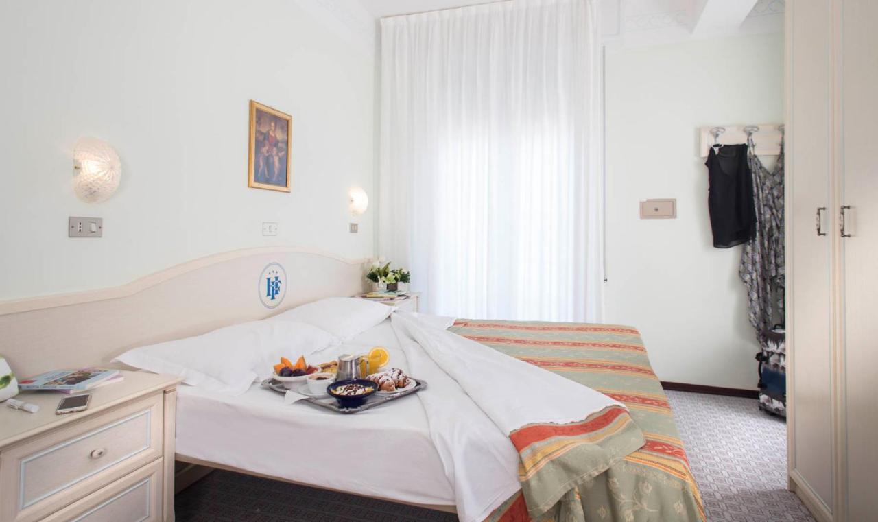 Hotel Franca Μπελάρια-Ιτζέα Μαρίνα Εξωτερικό φωτογραφία